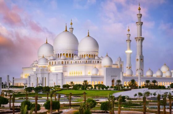 Abu Dhabi Tour with Private Transportation